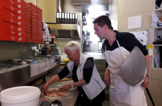 Avec Cédric Dupraz nous devions faire une pizza