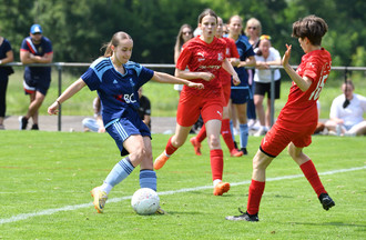 Dames actives :  FC Courrendlin-Courroux - Groupement féminin des cinq sapins