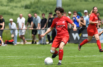 Dames actives :  FC Courrendlin-Courroux - Groupement féminin des cinq sapins