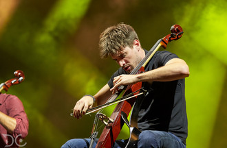 2Cellos