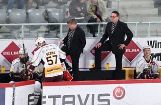 Les coaches genevois Chris McSorley (à droite) et Louis Matte