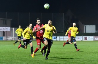 Karim Ghomrani devant Kaua Safari