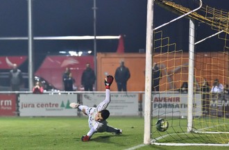 Marc Ummel s'incline sur penalty