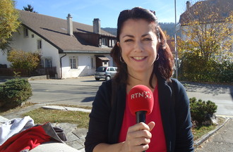 Carole la gagnante du jeu: des paroles une chanson