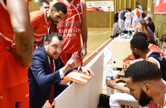 Romain Gaspoz motive ses troupes