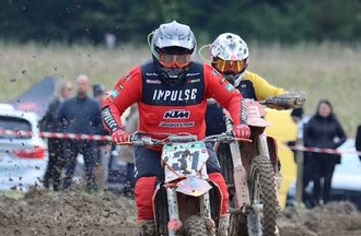 Le motocross une des passions d'Olivier