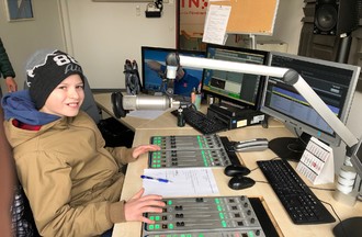 Le défi de Florian été relevé, nous devions organiser une visite de nos studios, pour Ylan