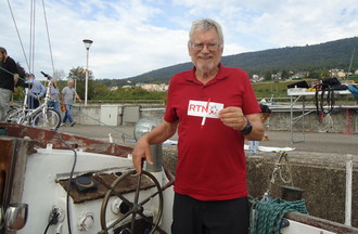 René le gagnant du jeu: questions sur des courses en mer