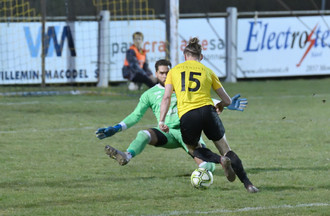 Brian Beyer tente d'effacer le gardien lucernois...