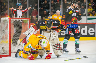 Leonardo Genoni prend des nouvelles de Marco Maurer