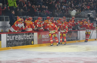 Damien Brunner vient d'ouvrir le score pour le HC Bienne