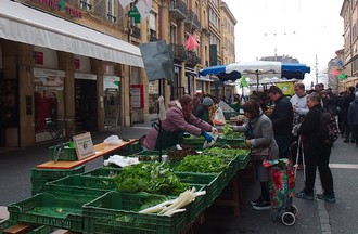 Marché de Neuchâtel, le 06.04.19.