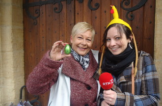 Avec Aurélie nous devions trouver quelque chose se rapportant à une poule
