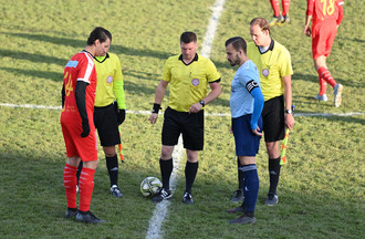 Les capitaines Kevin Studer et Loïc Schmid