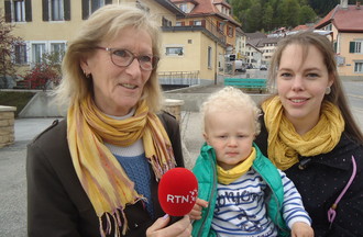 Marie-Claire, Stéphanie et son fils Aurèle, les gagnantes du blind test