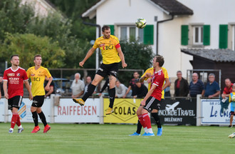 Pascal Lachat dans les airs
