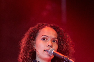 Caroline Alves