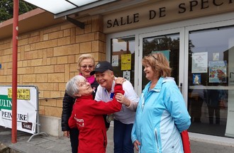 Le défi de Florian a été relevé, remise de médailles par Gisèle