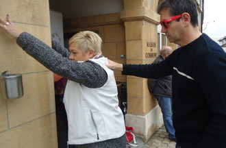 J'ai été arrêtée par le commissaire Benoit, pour avoir volé son roman