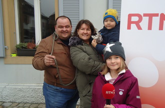 Nicolas et sa famille les gagnants de notre défi, il fallait appporter une corde