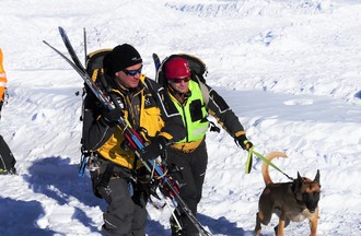Sauvetage avalanche - REGA et Secours Alpin Suisse