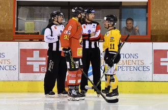 Les capitaines Cyril Taillard et Fabien Kolly