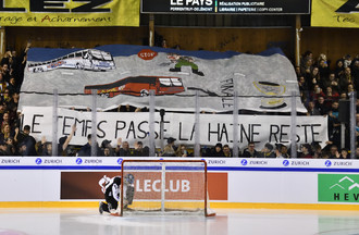 Le tifo du public ajoulot