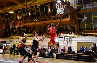Xavier Ford survole la meute