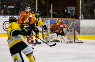 Thomas Hentzi vigilant dans ses buts