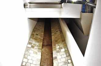 L'arrivées du canal dans l'ancien bâtiment de la Tana.