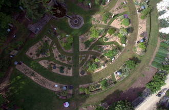 Vue aérienne du Jardin botanique de Neuchâtel