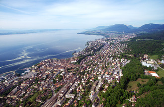 Vue aérienne de Neuchâtel