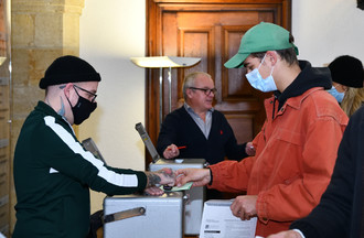 Elections cantonales : bureau de vote de Delémont