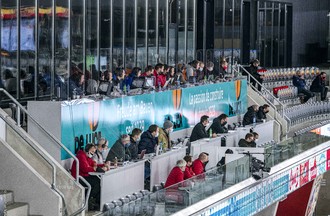 La tribune de presse de la Tissot Arena