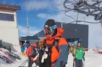 Romain a emmené son chien skieur supersonique à Vercorin