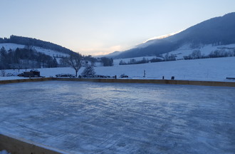 La patinoire chez Quentin et Bastien à Rebeuvelier