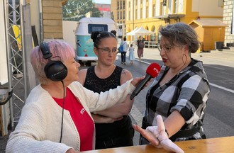 Caroline et Dominique les maquilleuses