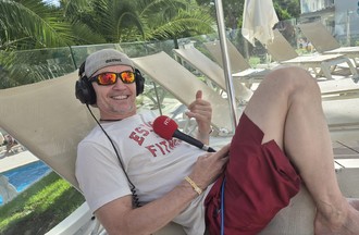 Steve se prélasse en direct