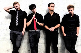 Mike et son groupe Red Night (tribute band de Green Day)