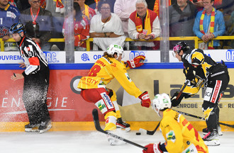 Yanick Stampfli face à Jonathan Hazen