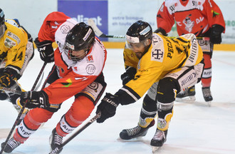 Duel entre Tim Koller et Loïc Pecaut