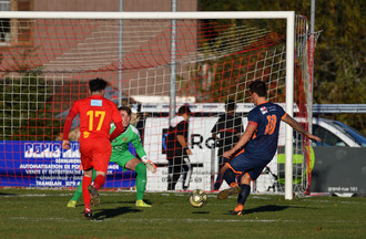 Adrien Jeker face à Maël Zaugg
