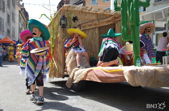 Cortège de la fête des saisons 2012