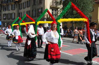 Cortège de la fête des saisons 2012