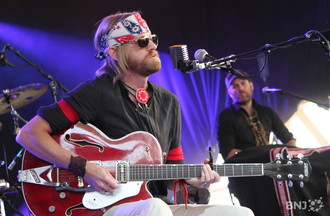 WOVENHAND