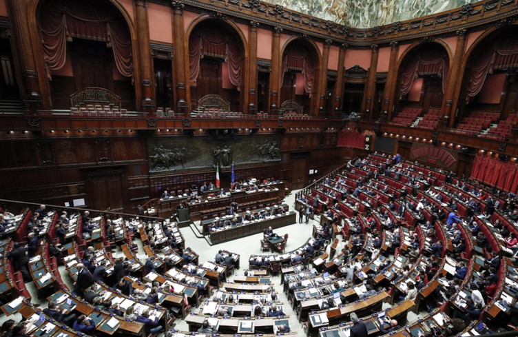 L'Italie va réduire drastiquement le nombre de ses parlementaires