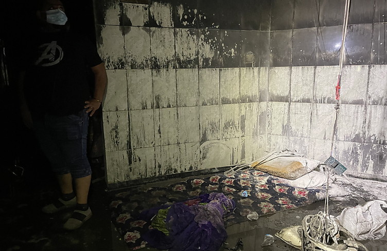 Plus de 80 morts dans l'incendie d'un hôpital à Bagdad