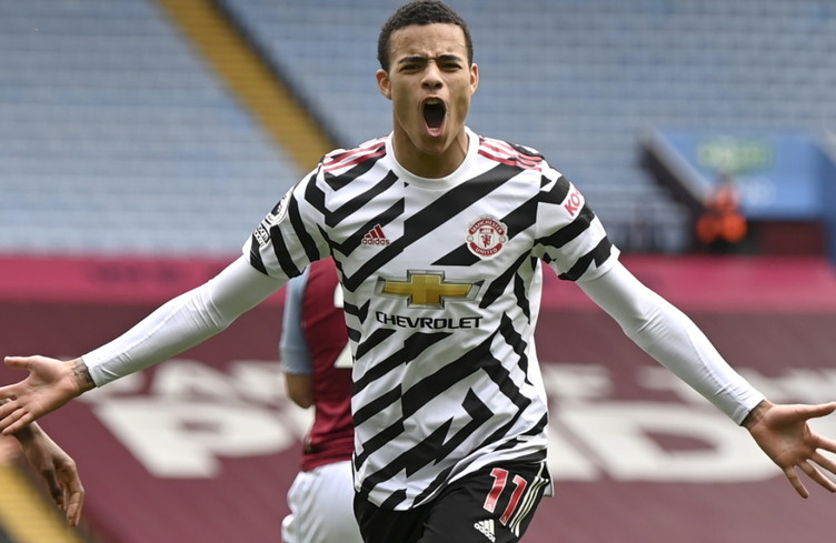 Manchester United fait attendre City