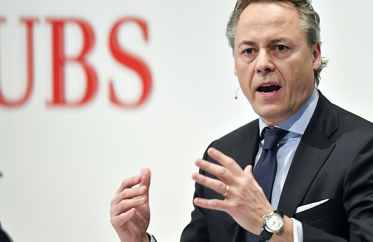 UBS lance le négoce mobile d'or en petites quantités