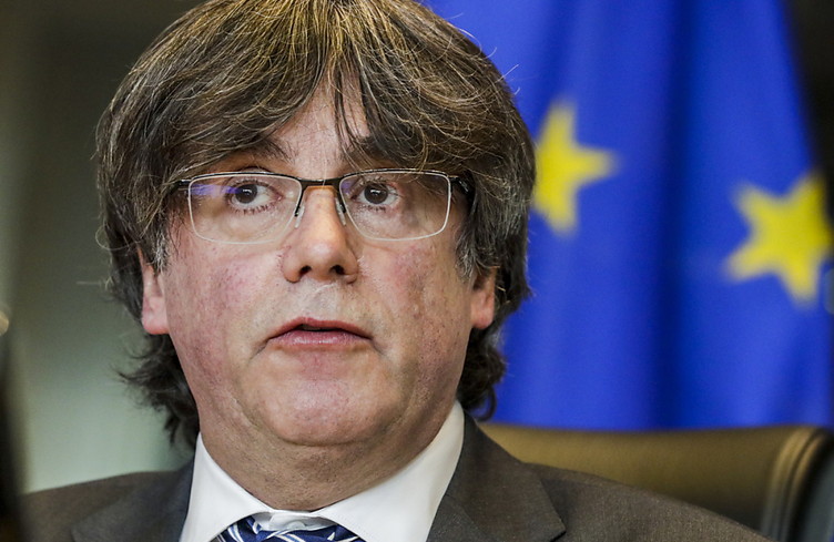 L'indépendantiste Puigdemont va quitter la présidence de son parti